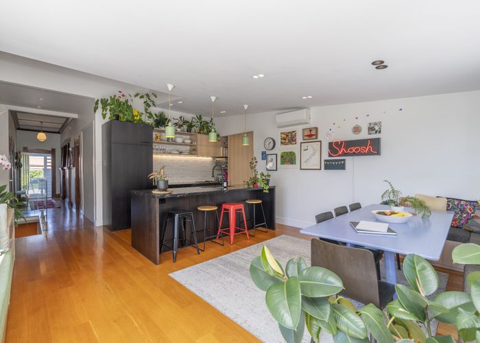  at 23 Columbia Road, Sandringham, Auckland