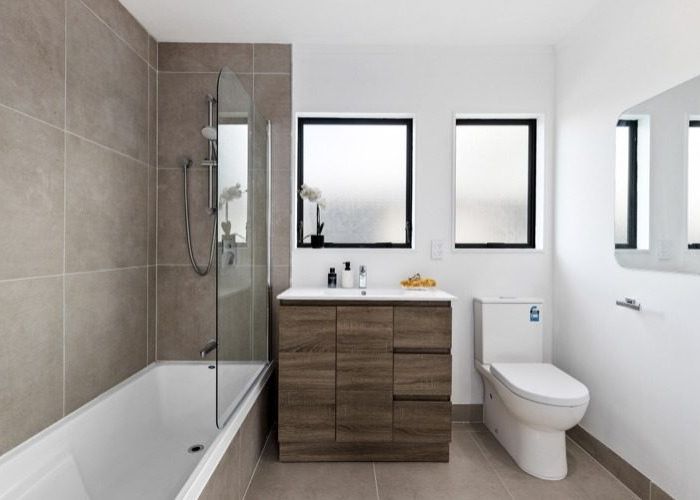  at 94B Beach Haven Road, Beach Haven, North Shore City, Auckland