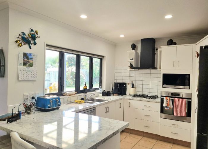  at 5 Carlsberg Place, Papamoa Beach, Tauranga, Bay Of Plenty