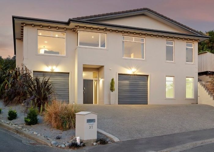  at 37 Highcrest Heights, Westmorland, Christchurch