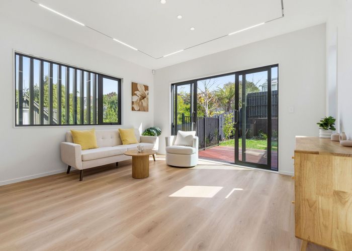  at Lot 9/30 Kiteroa Terrace, Rothesay Bay, North Shore City, Auckland