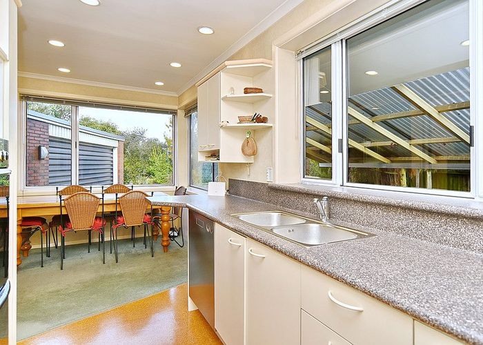  at 8 Ron Place, Bishopdale, Christchurch