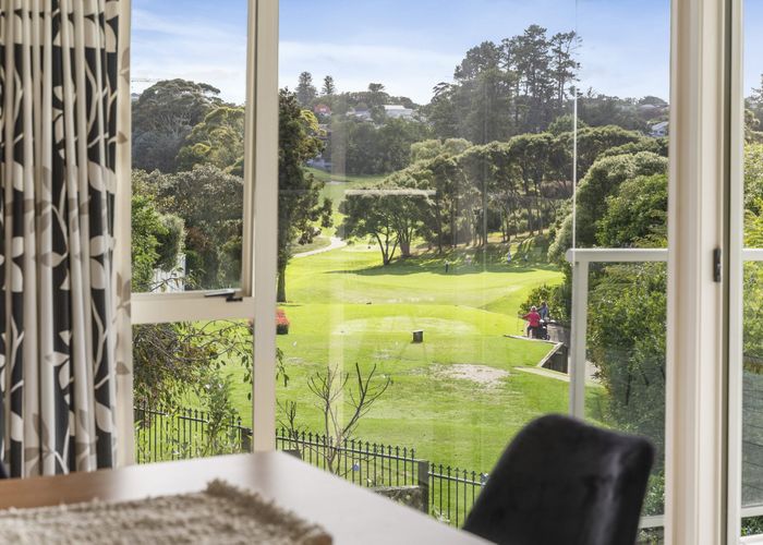  at 64 Panapa Drive, Saint Johns, Auckland