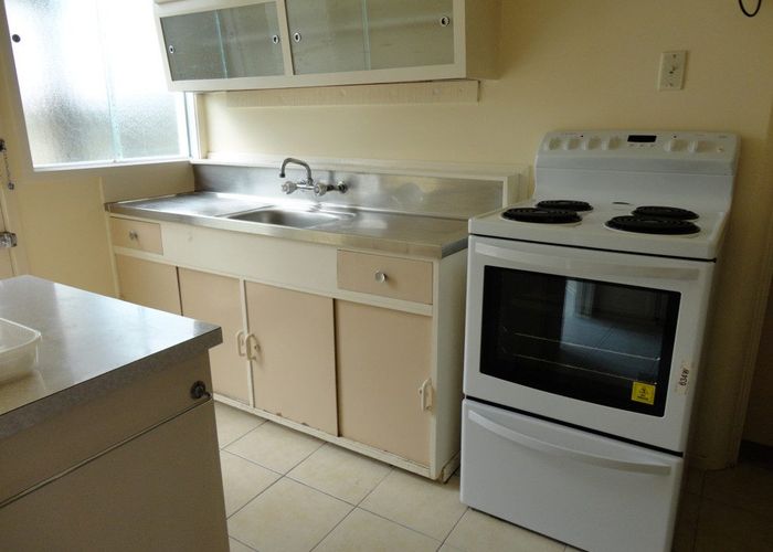  at 2/6 Innisfree Drive, Ellerslie, Auckland City, Auckland