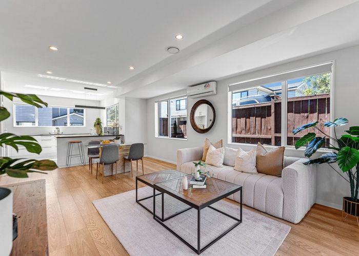  at 16 Fishwicke Lane, Albany, Auckland
