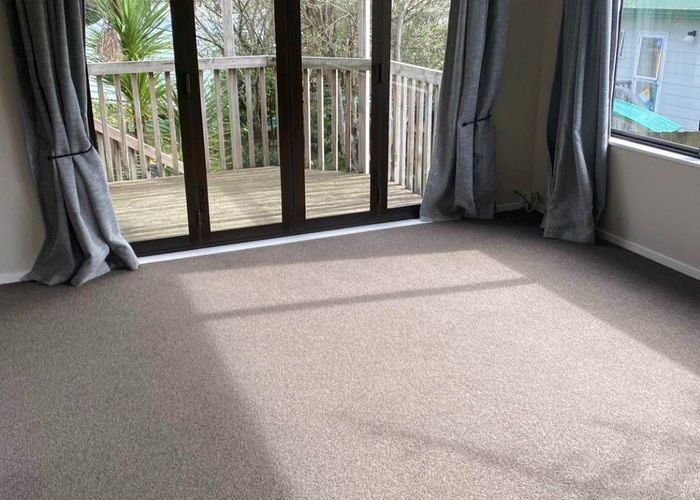  at 3 Grenadine Place, Unsworth Heights, North Shore City, Auckland