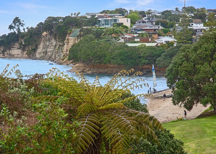  at 7A Waiake Street, Torbay, Auckland