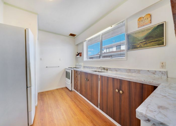  at 2/124 Carruth Road, Papatoetoe, Manukau City, Auckland