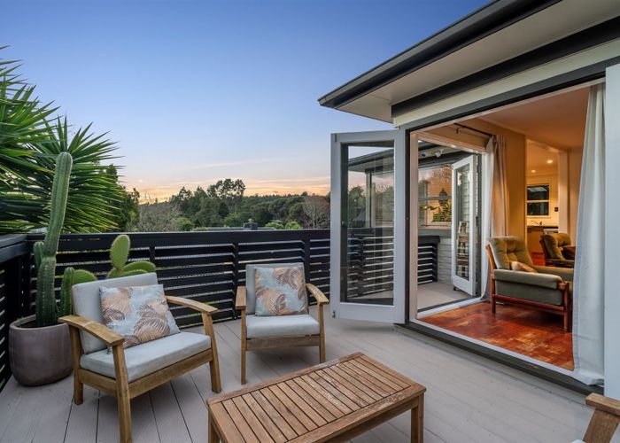  at 19 Beeche Place, Birkdale, Auckland