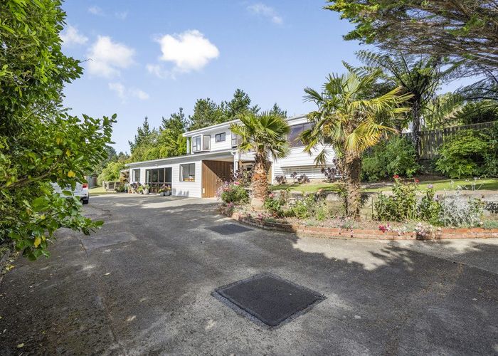  at 8 Stratton Street, Normandale, Lower Hutt