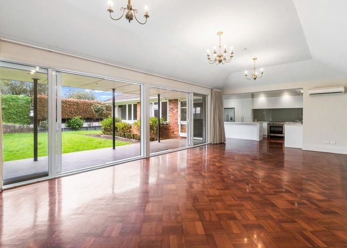  at 1 Haronui Road, Greenlane, Auckland City, Auckland