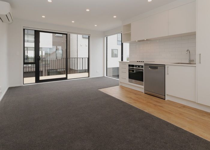  at 13/1 Fruitvale Road, New Lynn, Auckland