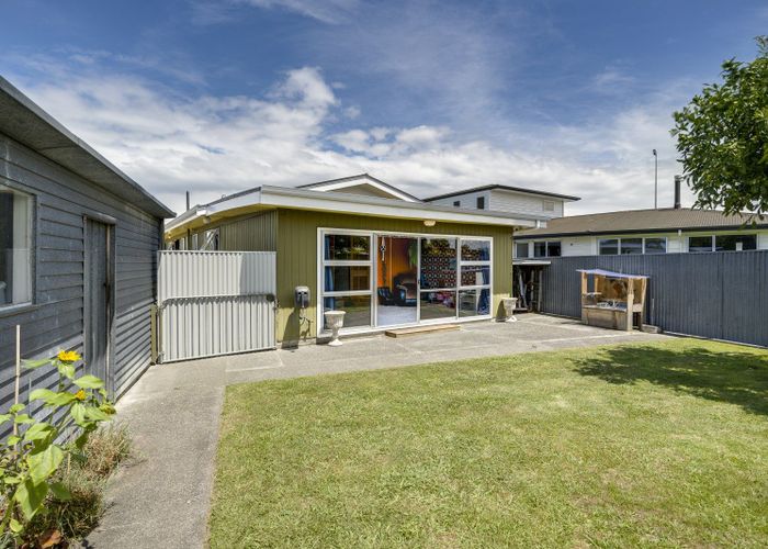 at 6 Canterbury Street, Tamatea, Napier