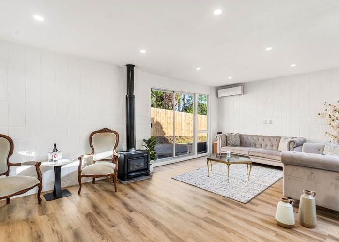  at 1/8 Wilbur Place, Sunnyhills, Manukau City, Auckland