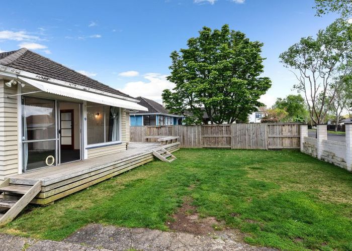  at 42 Montgomery Crescent, Bader, Hamilton, Waikato