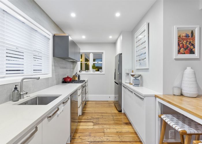  at 1/26 Haverstock Road, Sandringham, Auckland