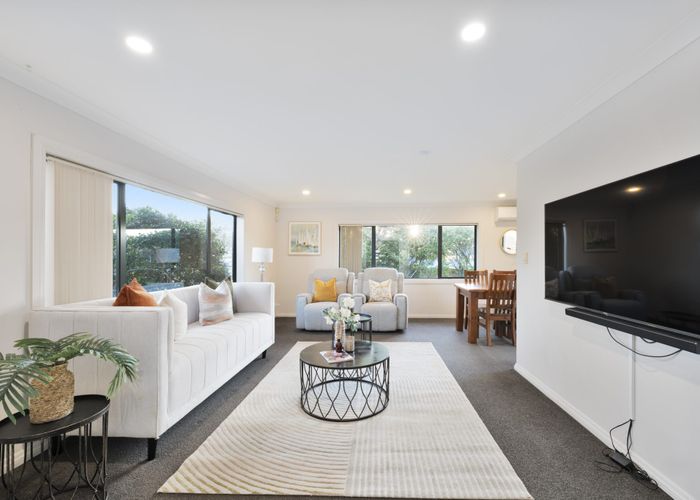  at 51 Semillon Avenue, Henderson, Waitakere City, Auckland