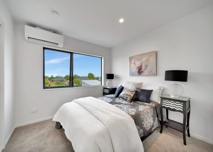  at 723D Massey Road, Mangere, Manukau City, Auckland