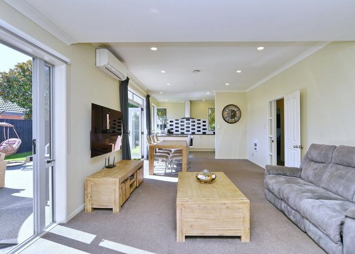  at 3 Puhara Avenue, Parklands, Christchurch City, Canterbury