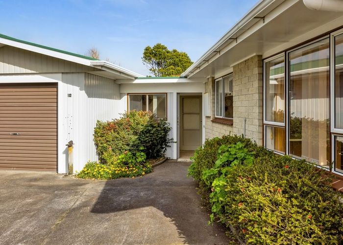  at 84 Domett Street, Opunake