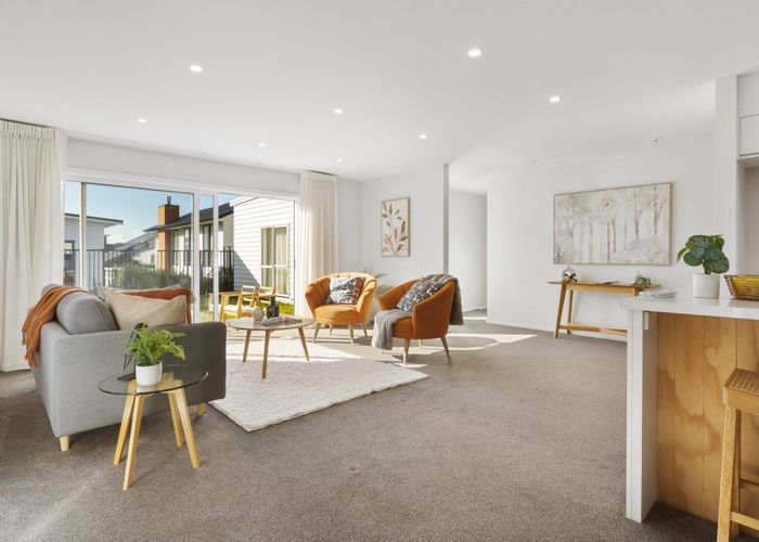  at 12 Promontory Crescent, Newlands, Wellington