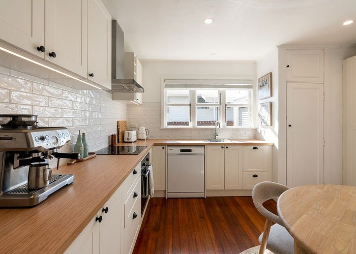  at 28 Coates Street, Tawa, Wellington