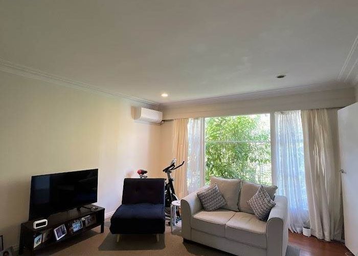  at 2/518 Manukau Road, Epsom, Auckland
