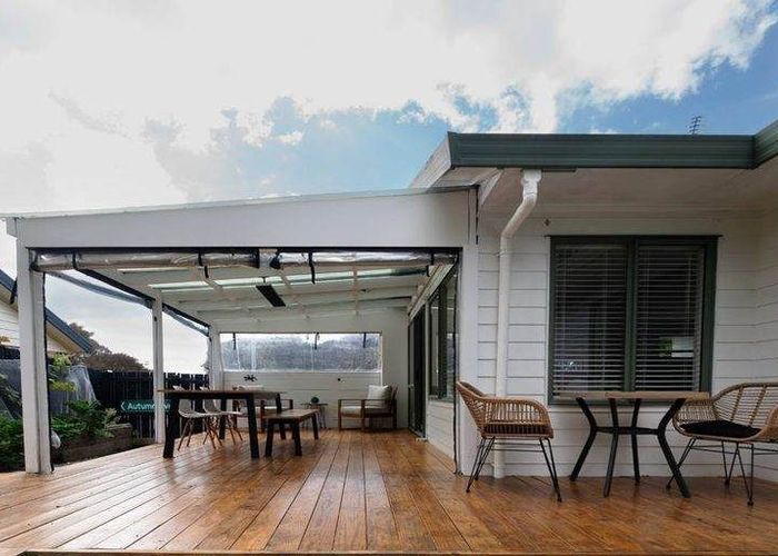  at 13 Lanier Place, Glendene, Waitakere City, Auckland