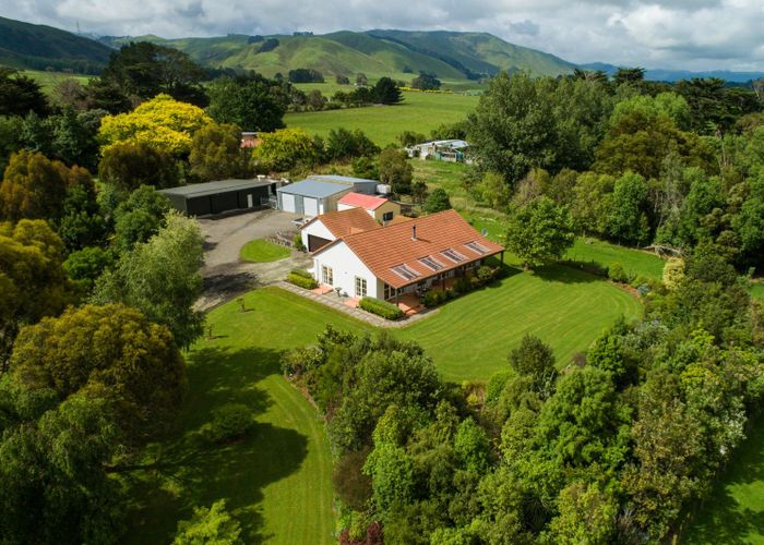  at 120 Williams Road, Tokomaru, Palmerston North