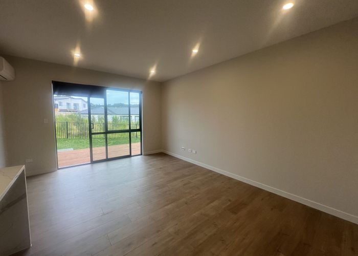  at 6 Whekī Place, Swanson, Auckland