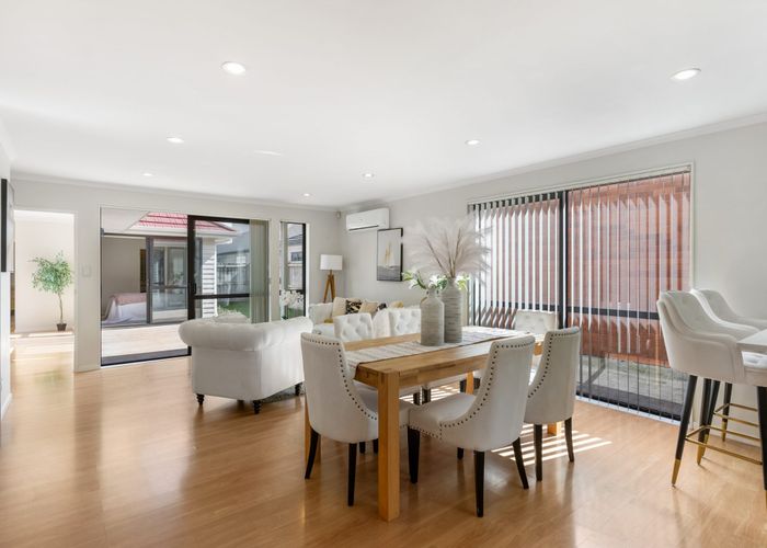  at 73 Tarapiroe Avenue, Takanini, Auckland