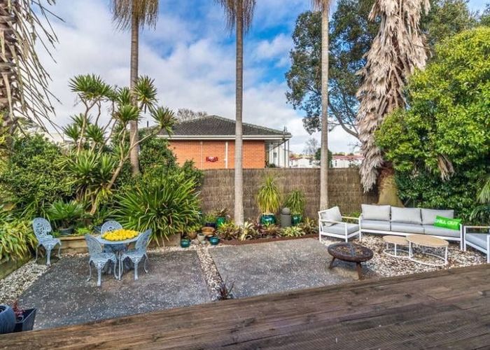  at 24 Owairaka Avenue, Mount Albert, Auckland City, Auckland