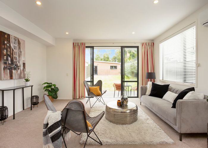  at 71 Apirana Avenue, Glen Innes, Auckland