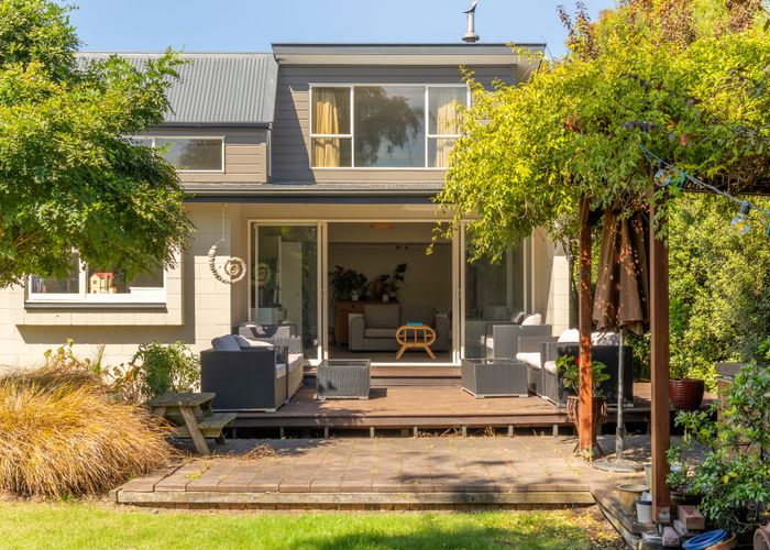  at 152A Beach Road, North New Brighton, Christchurch