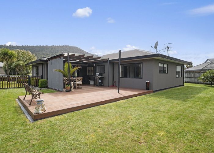  at 9 Caulfield Place, Pukehangi, Rotorua