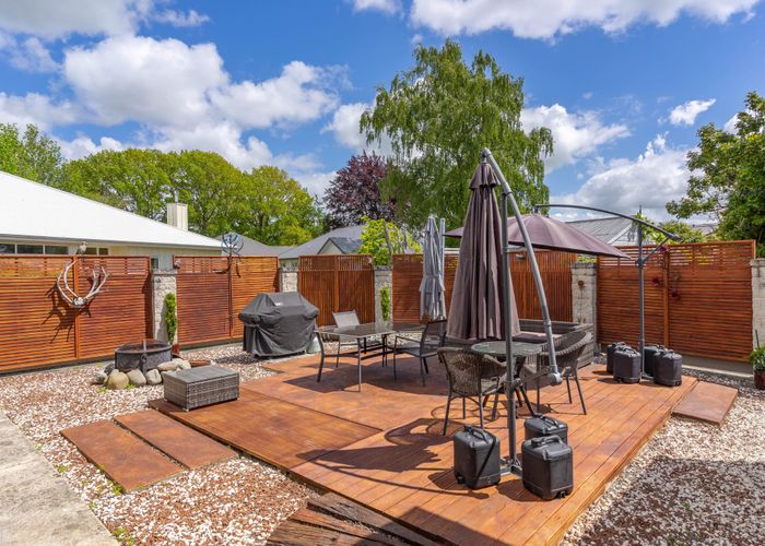  at 33 Cambridge Terrace, Masterton