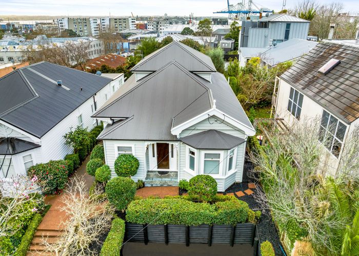  at 18 Cleveland Road, Parnell, Auckland City, Auckland