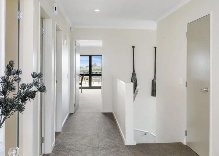  at 10 View Road, Titahi Bay, Titahi Bay, Porirua, Wellington