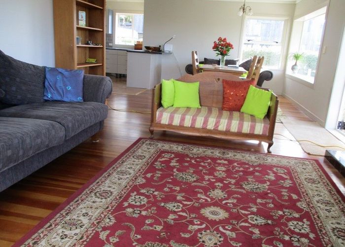  at Welcome Bay Road, Welcome Bay, Tauranga, Bay Of Plenty