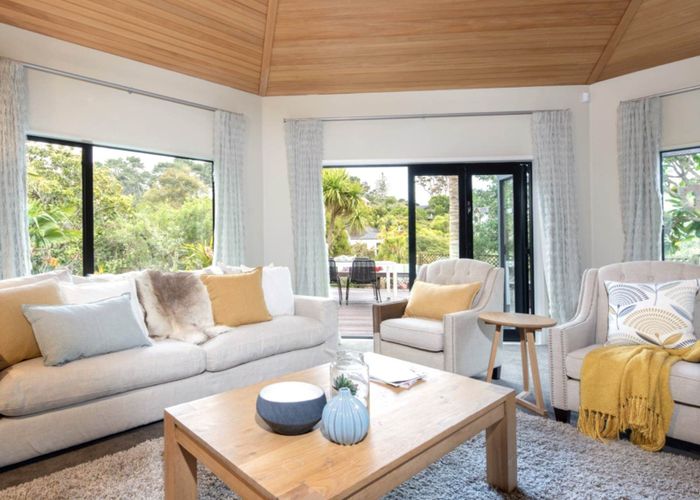  at 2/0 Park Rise, Campbells Bay, Auckland