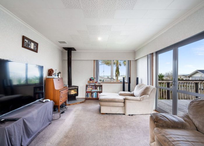  at 4 Montague Place, Onerahi, Whangarei