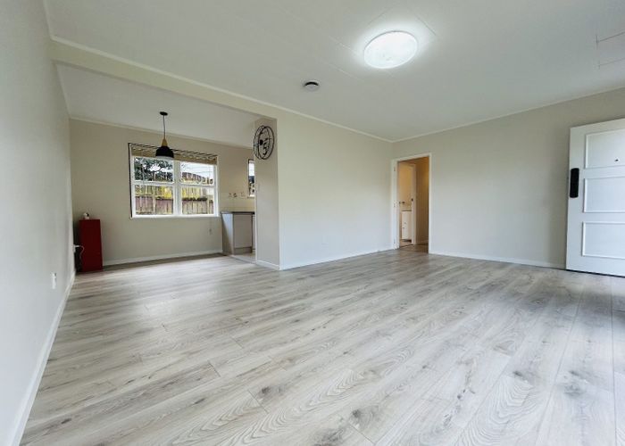  at 1/8A Alma Street, Te Atatu South, Waitakere City, Auckland