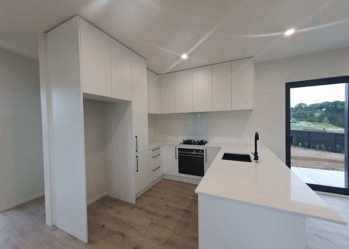  at 12 Long George Drive, Totara Park, Auckland