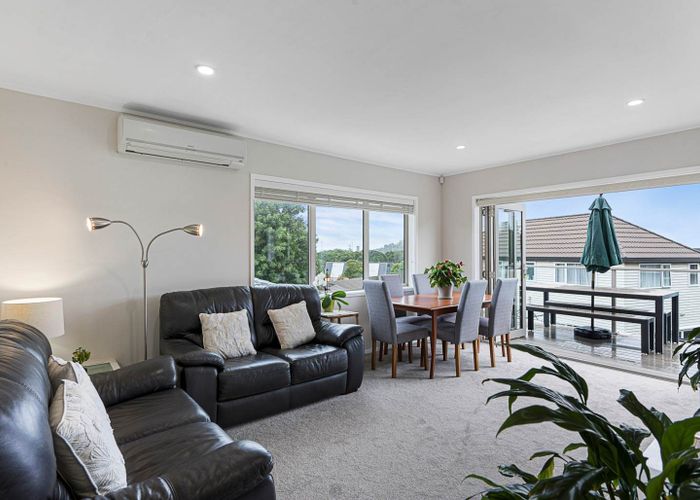  at 2/33 Swainston Road, Saint Johns, Auckland City, Auckland