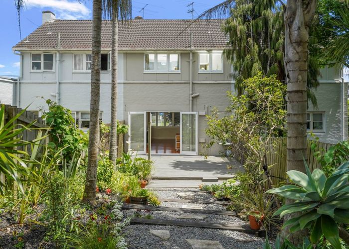  at 834 Dominion Road, Mount Eden, Auckland City, Auckland
