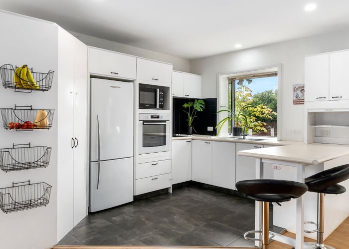  at 107 Prestons Road, Redwood, Christchurch