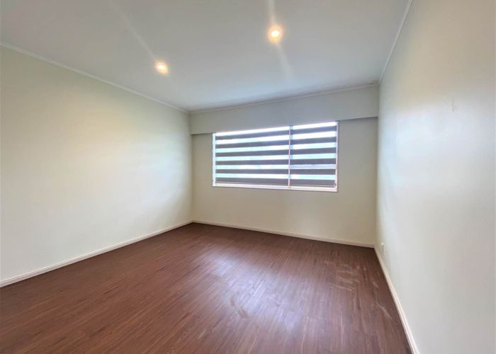  at 11/31 Blease Street, New Lynn, Waitakere City, Auckland