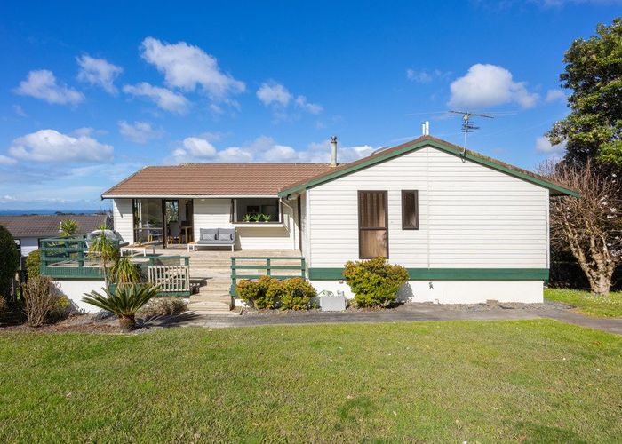  at 49 Polkinghorne Drive, Manly, Whangaparaoa