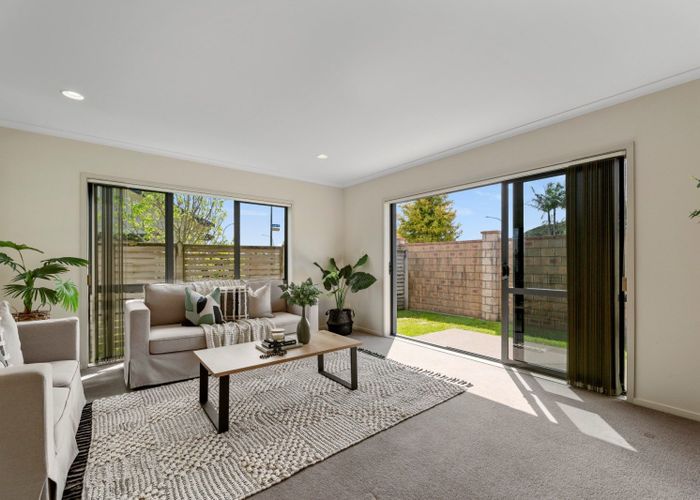  at 5/100 Millers Road, Brookfield, Tauranga