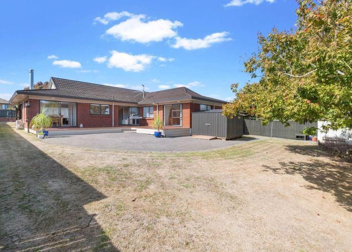  at 108 Mirrabooka Avenue, Botany Downs, Auckland